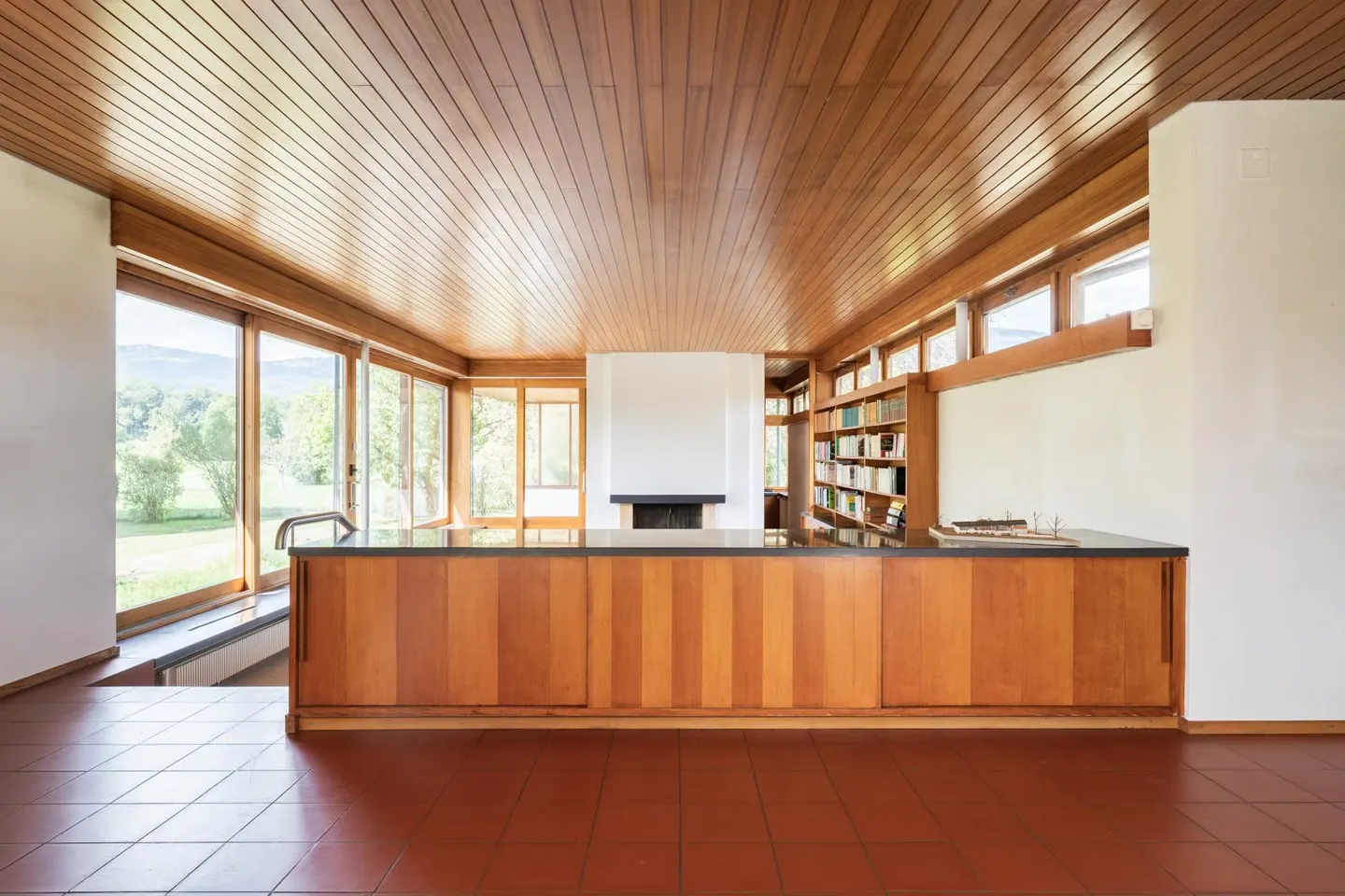 Propriété imposante et familiale dans le style 'mid-century modern' - Photo 12 sur 31