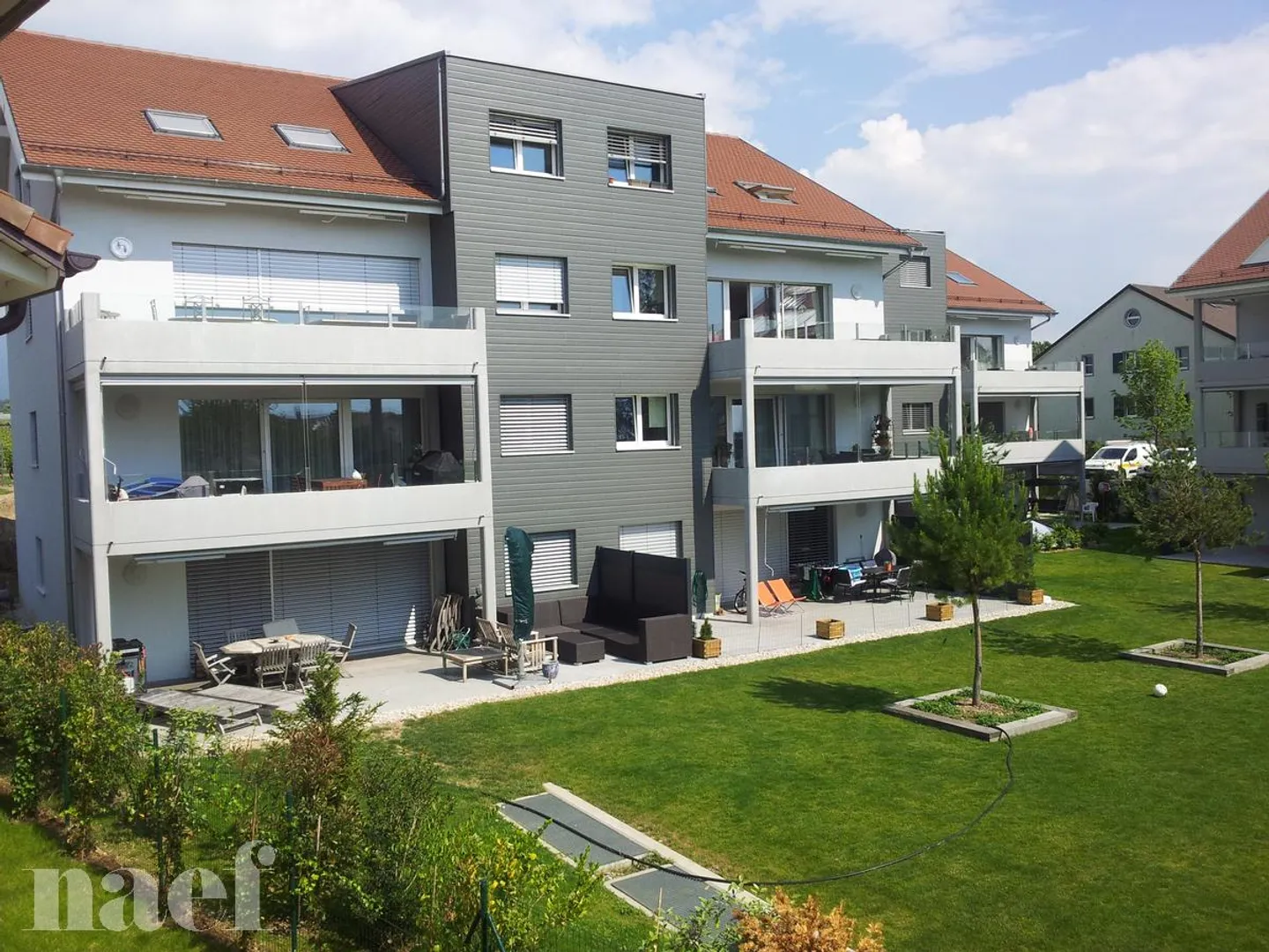 Beautiful apartment in the center of the village with 3 rooms of approx. 82m2 on the 3rd floor - Photo 1 of 9