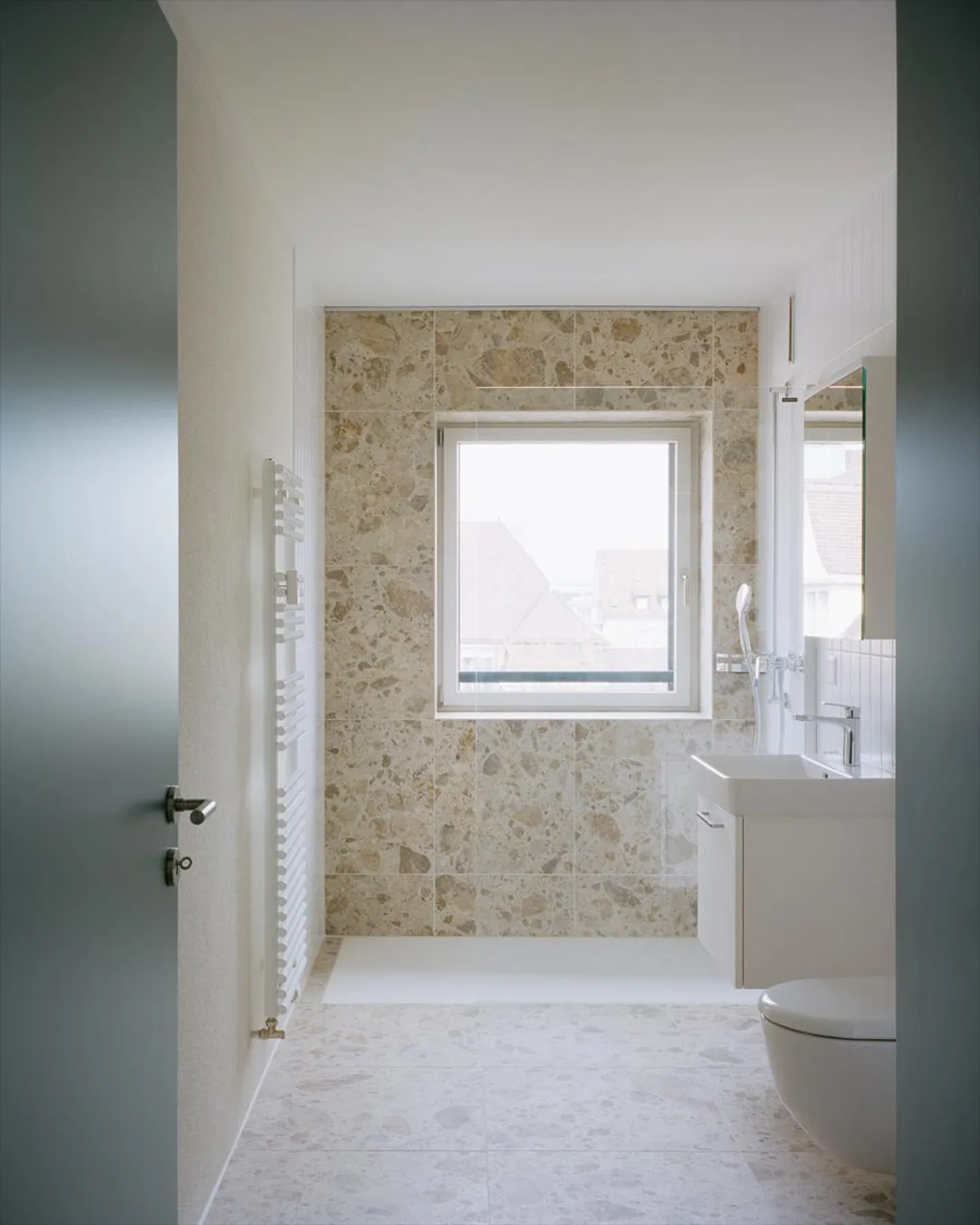 Apartment for rent - Photo 9 of 11