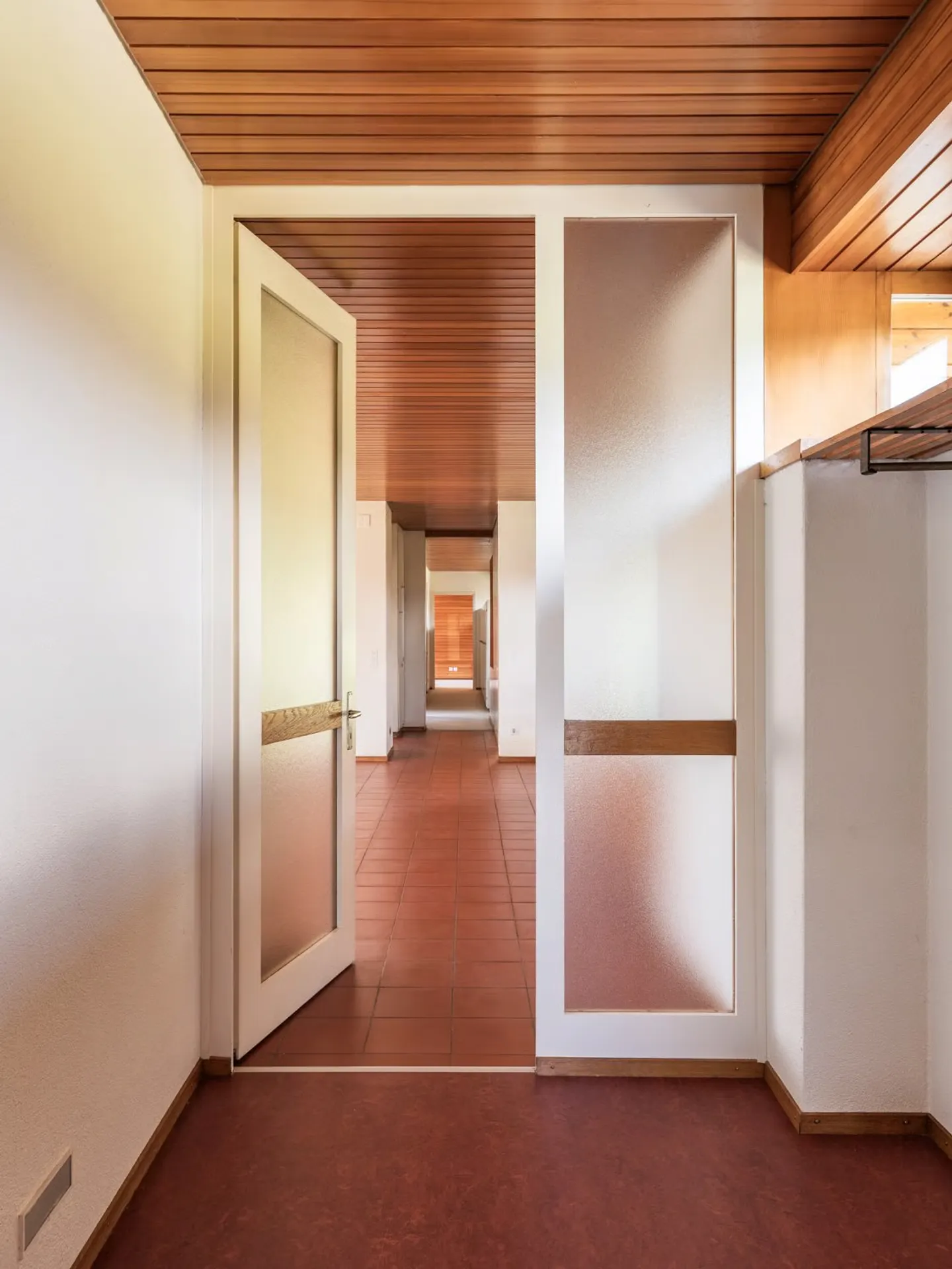 Propriété imposante et familiale dans le style 'mid-century modern' - Photo 7 sur 31