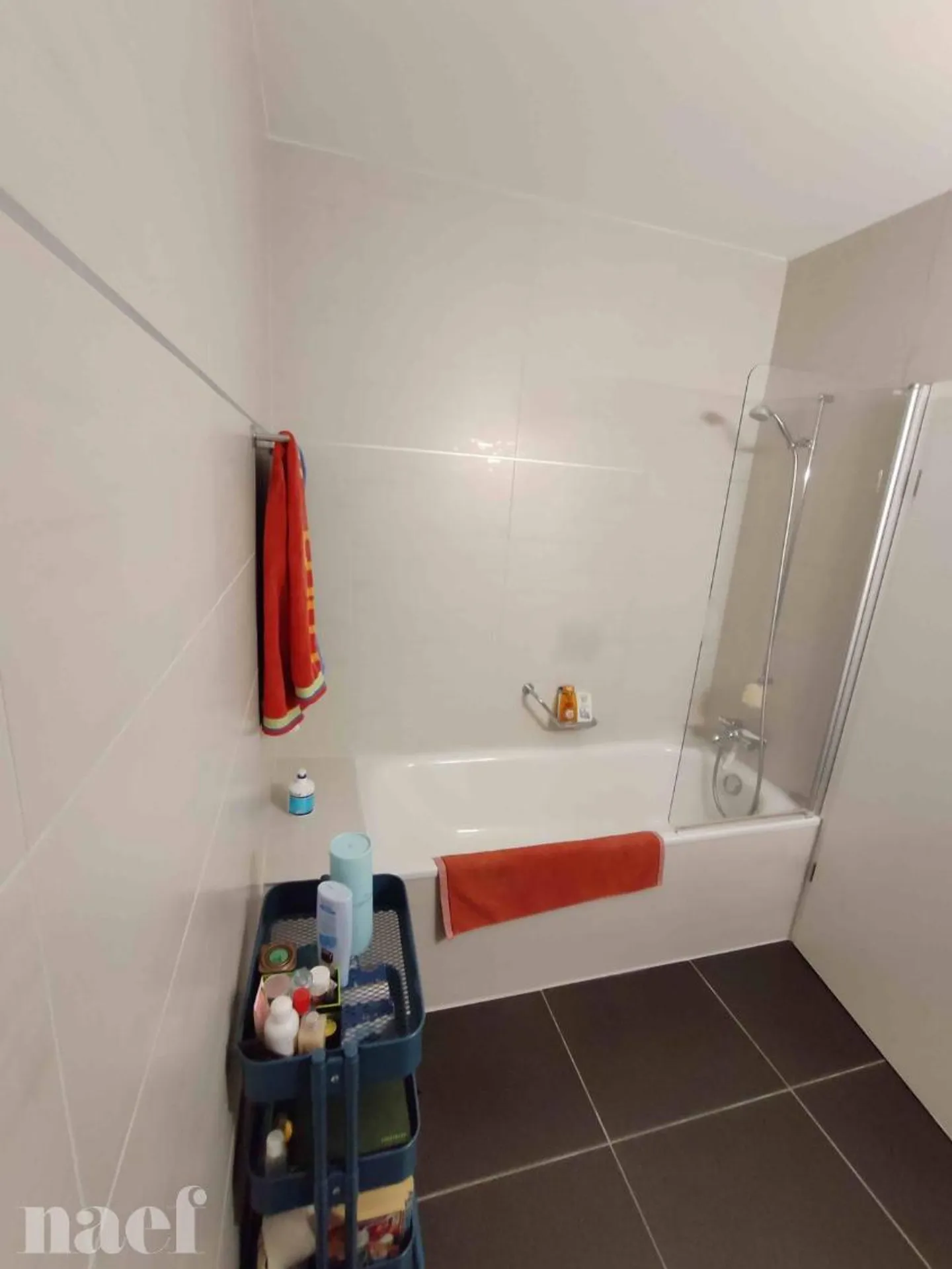 Beautiful apartment in the center of the village with 3 rooms of approx. 82m2 on the 3rd floor - Photo 9 of 9