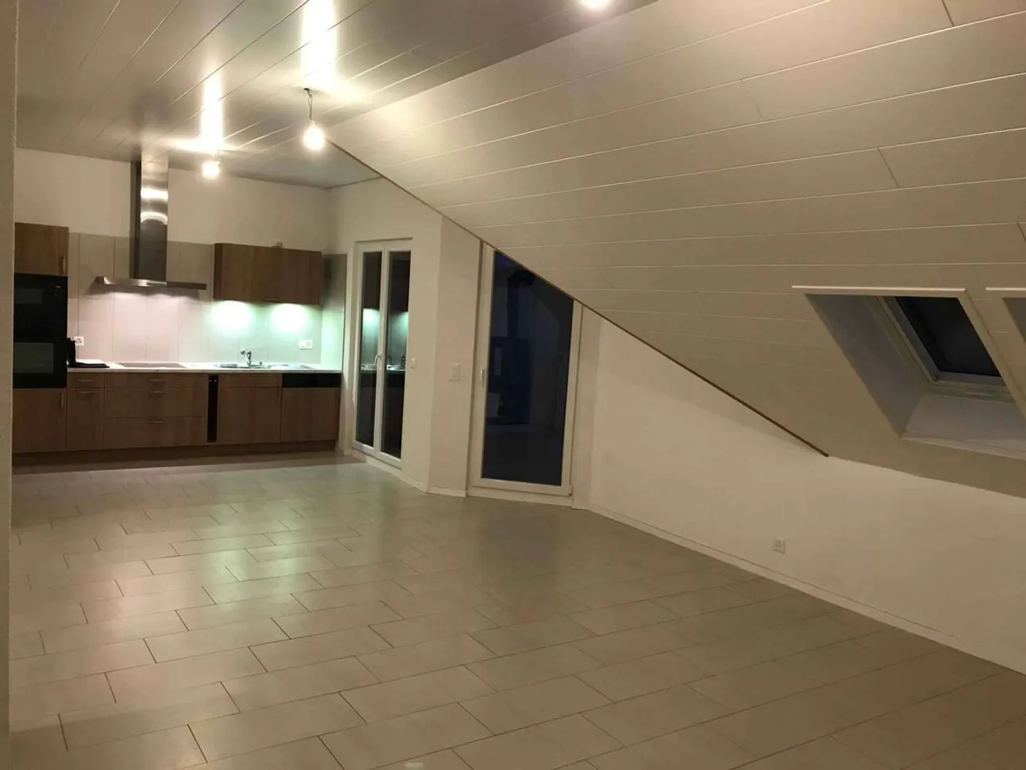 Charmant appartement 4.5 pièces - Photo 5 sur 8