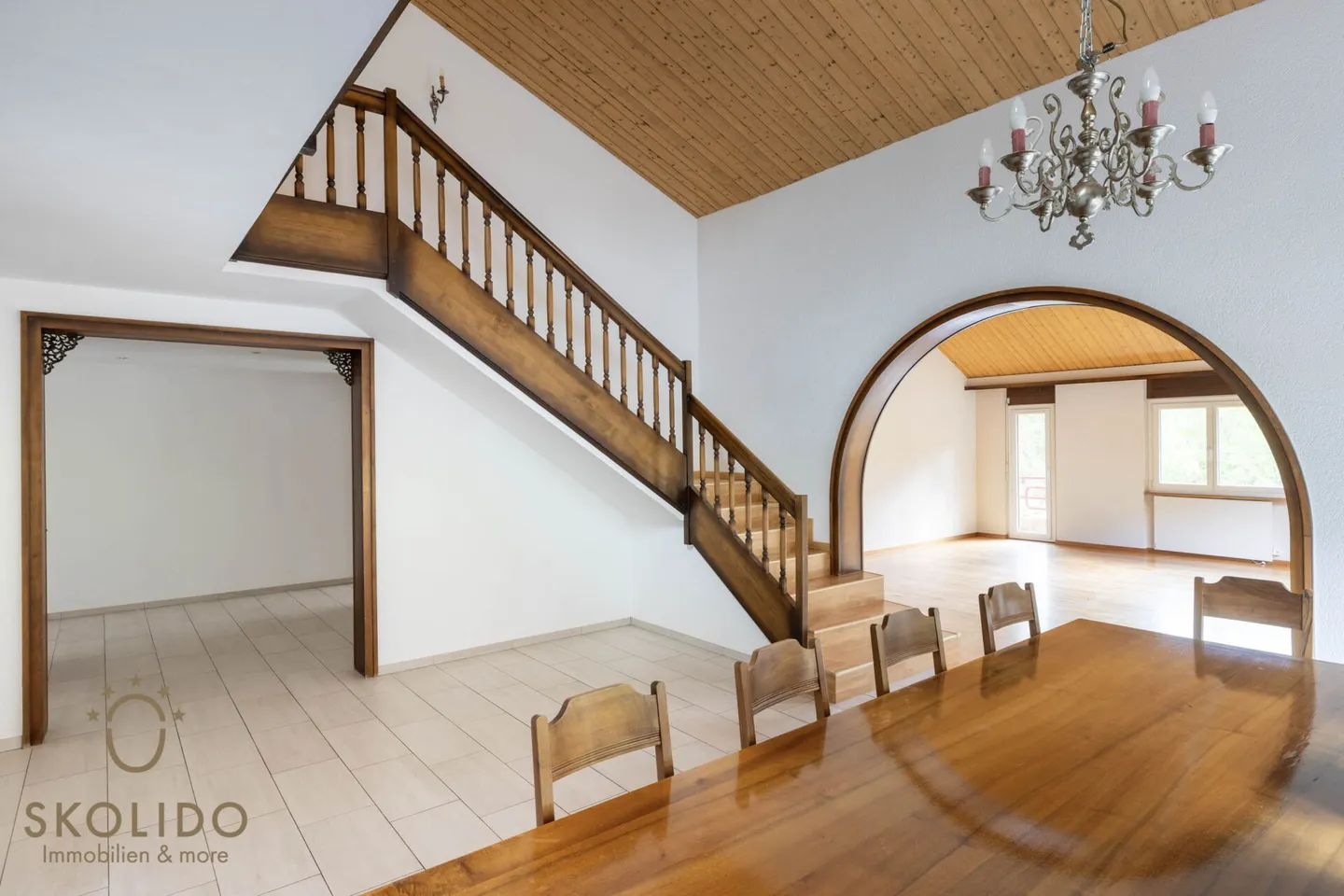 Rustic, spacious attic duplex apartment near Brigerbad - Photo 1 of 56