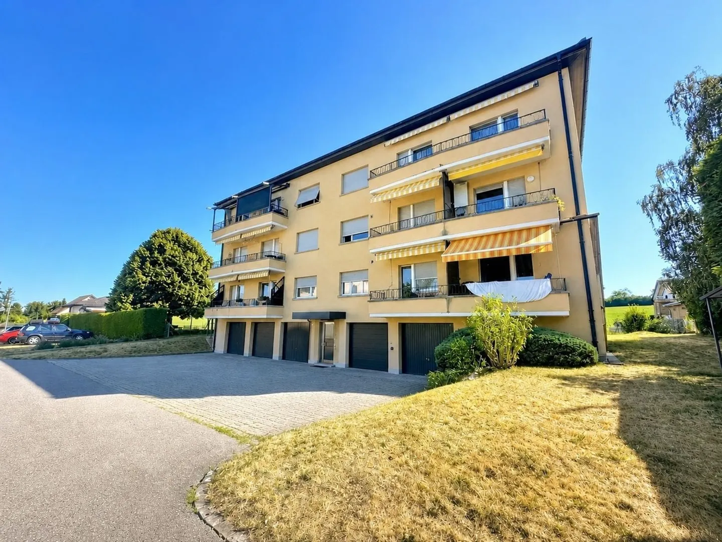 Appartamento di 4,5 locali recentemente ristrutturato - Foto 1 di 7