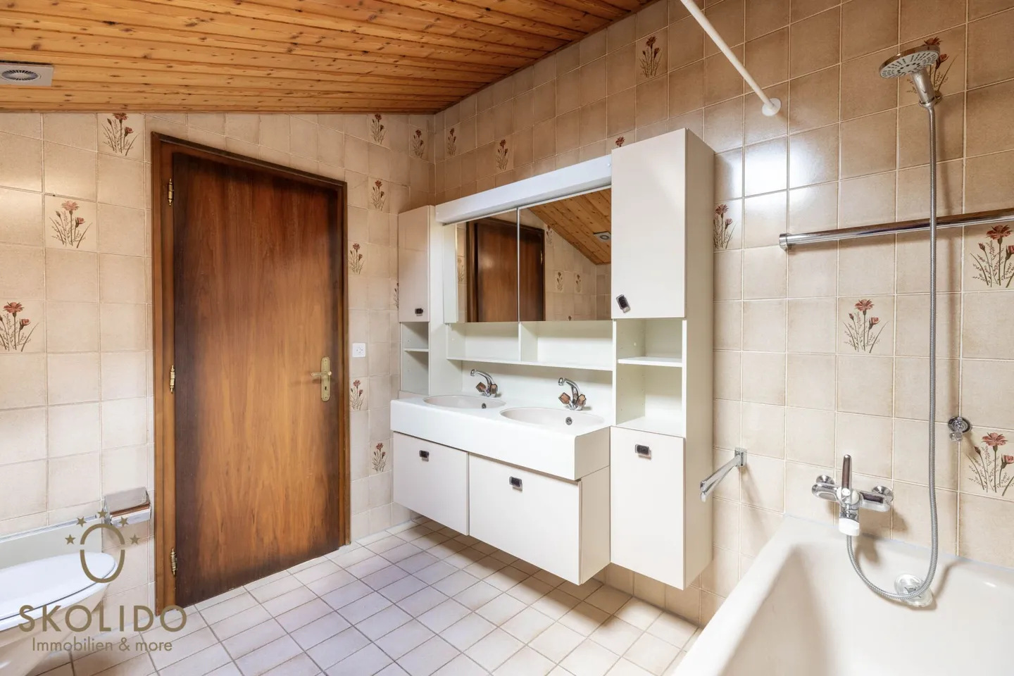 Rustic, spacious attic duplex apartment near Brigerbad - Photo 16 of 56