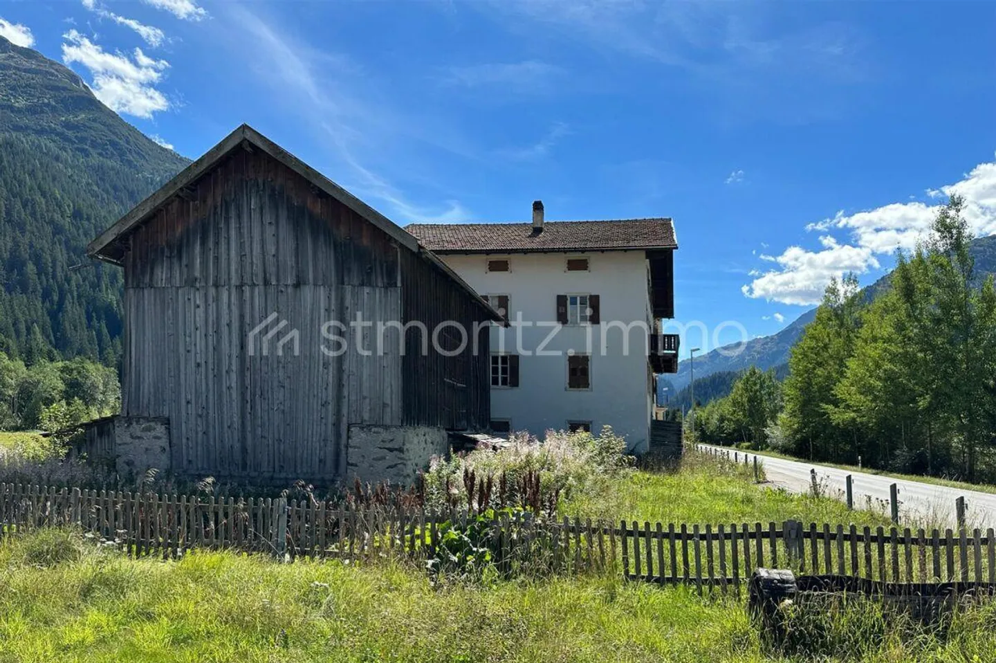 Building plot with approx. 600m2 main usable area second home potential - Photo 1 of 6