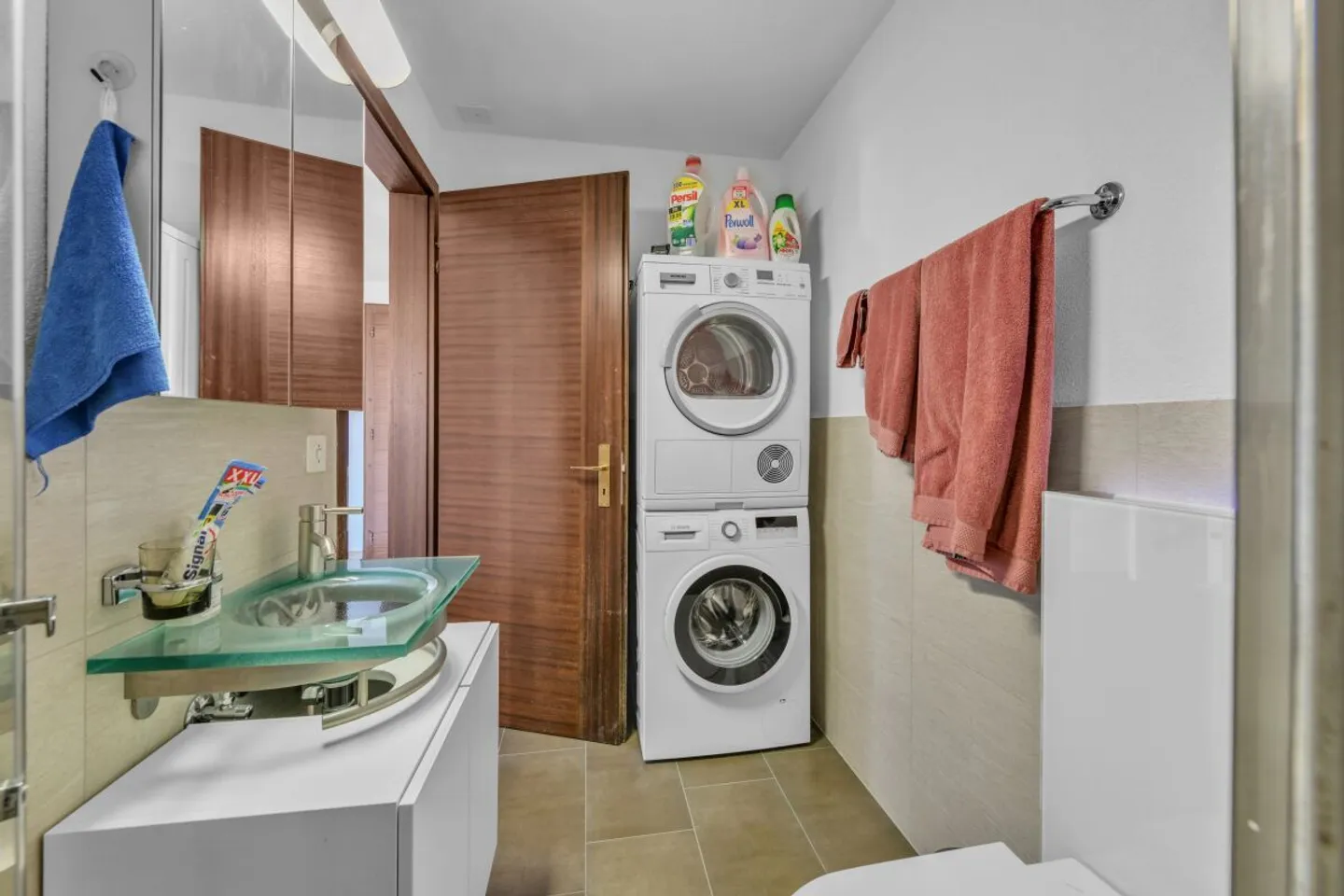 Sunny Apartment in Quiet Location - Photo 14 of 23