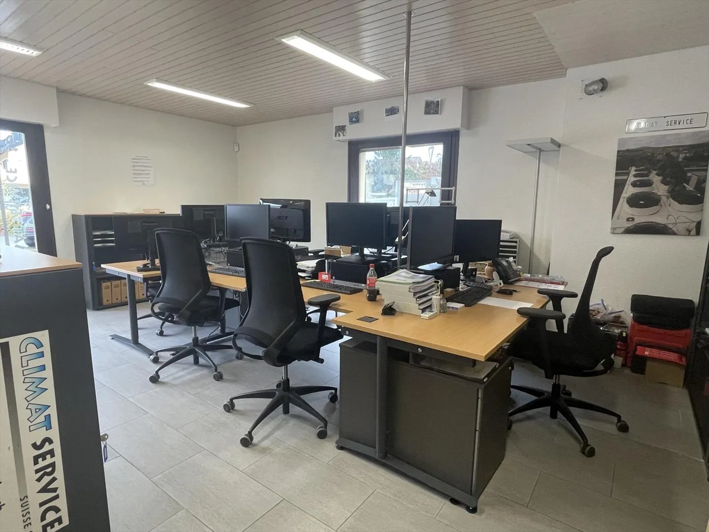 AMPIO SPAZIO COMMERCIALE MODULARE DI 232 m² CON TERRAZZA E PARCHEGGIO - Foto 10 di 13