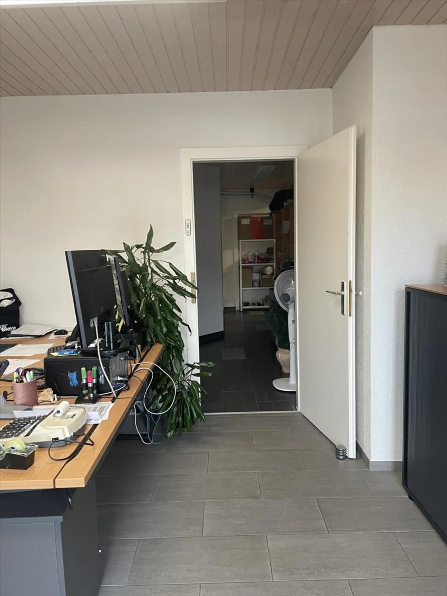 AMPIO SPAZIO COMMERCIALE MODULARE DI 232 m² CON TERRAZZA E PARCHEGGIO - Foto 12 di 13