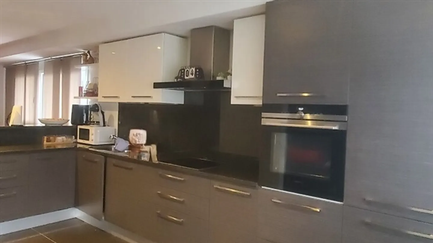 Capannone utilizzato come ristorante con appartamento - Foto 14 di 15