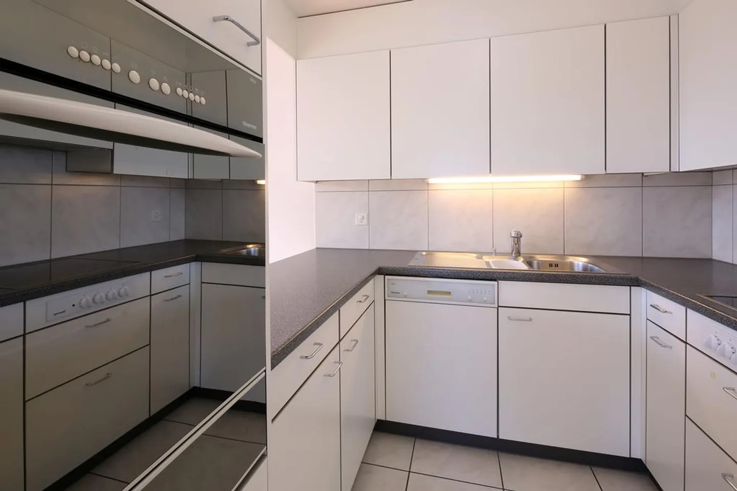 APPARTAMENTO IN UNA POSIZIONE FAMILIARE - Foto 3 di 5