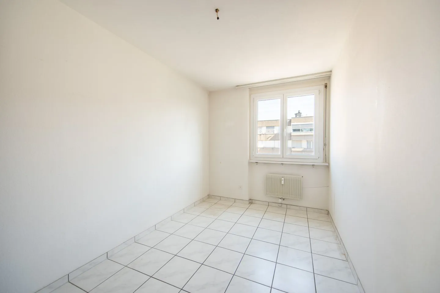 Zentral wohnen, individuell gestalten - 5.5-Zimmer-Wohnung mit Potenzial in Biberist - Foto 12 von 18