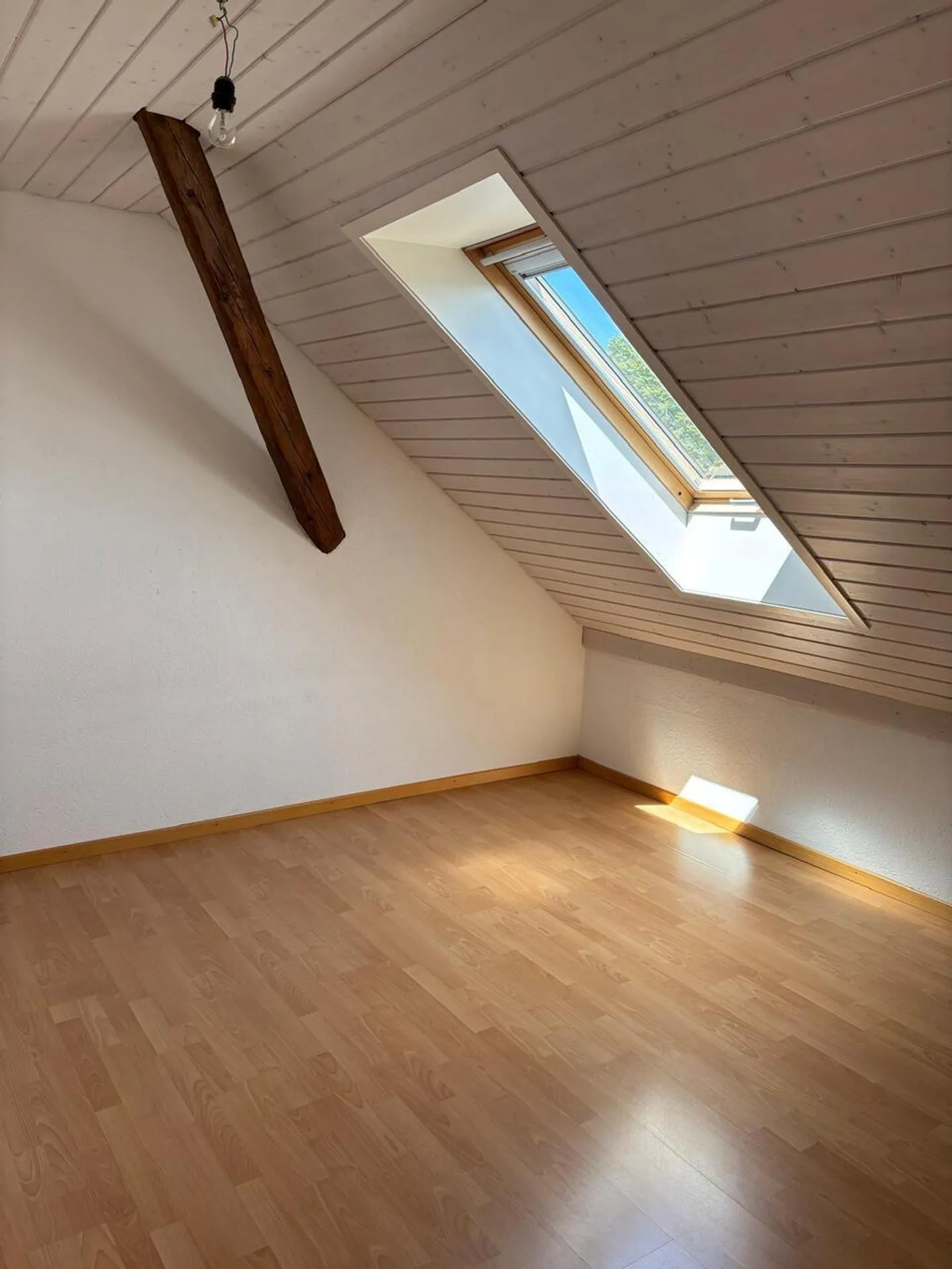 Duplex spacieux avec cuisine moderne - Photo 12 sur 25