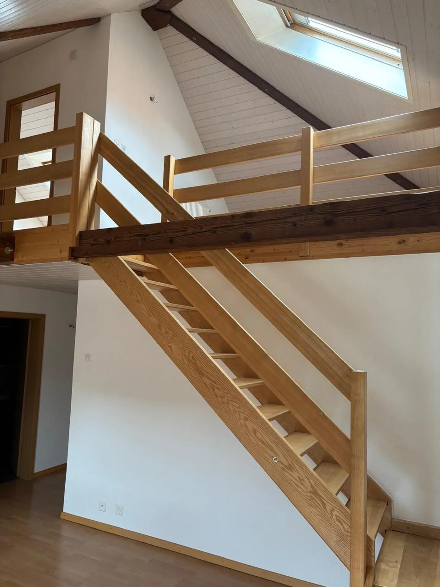 Duplex spacieux avec cuisine moderne - Photo 23 sur 25