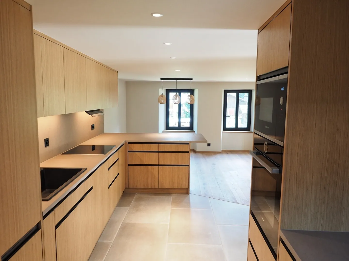 Duplex completamente ristrutturato con giardino - Foto 4 di 14