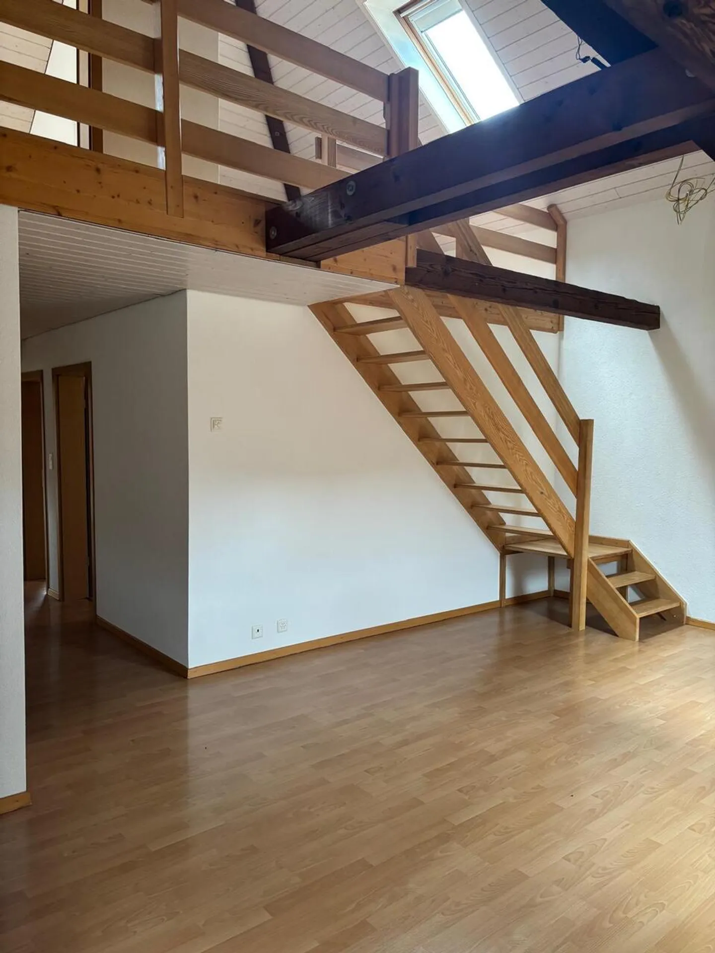 Duplex spacieux avec cuisine moderne - Photo 24 sur 25