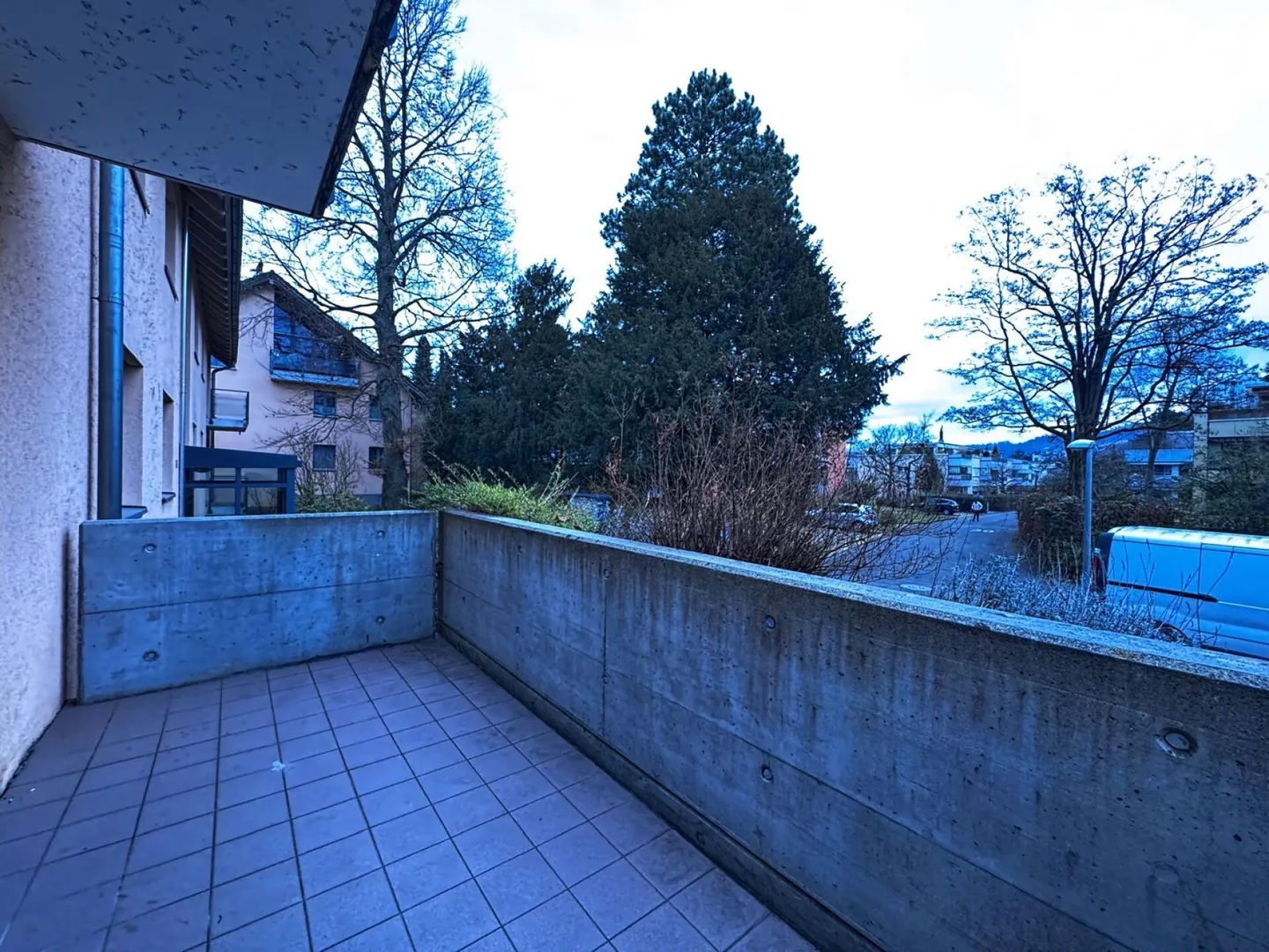 Spacious 4½-room apartment with terrace and two underground parking spaces - Photo 22 of 28