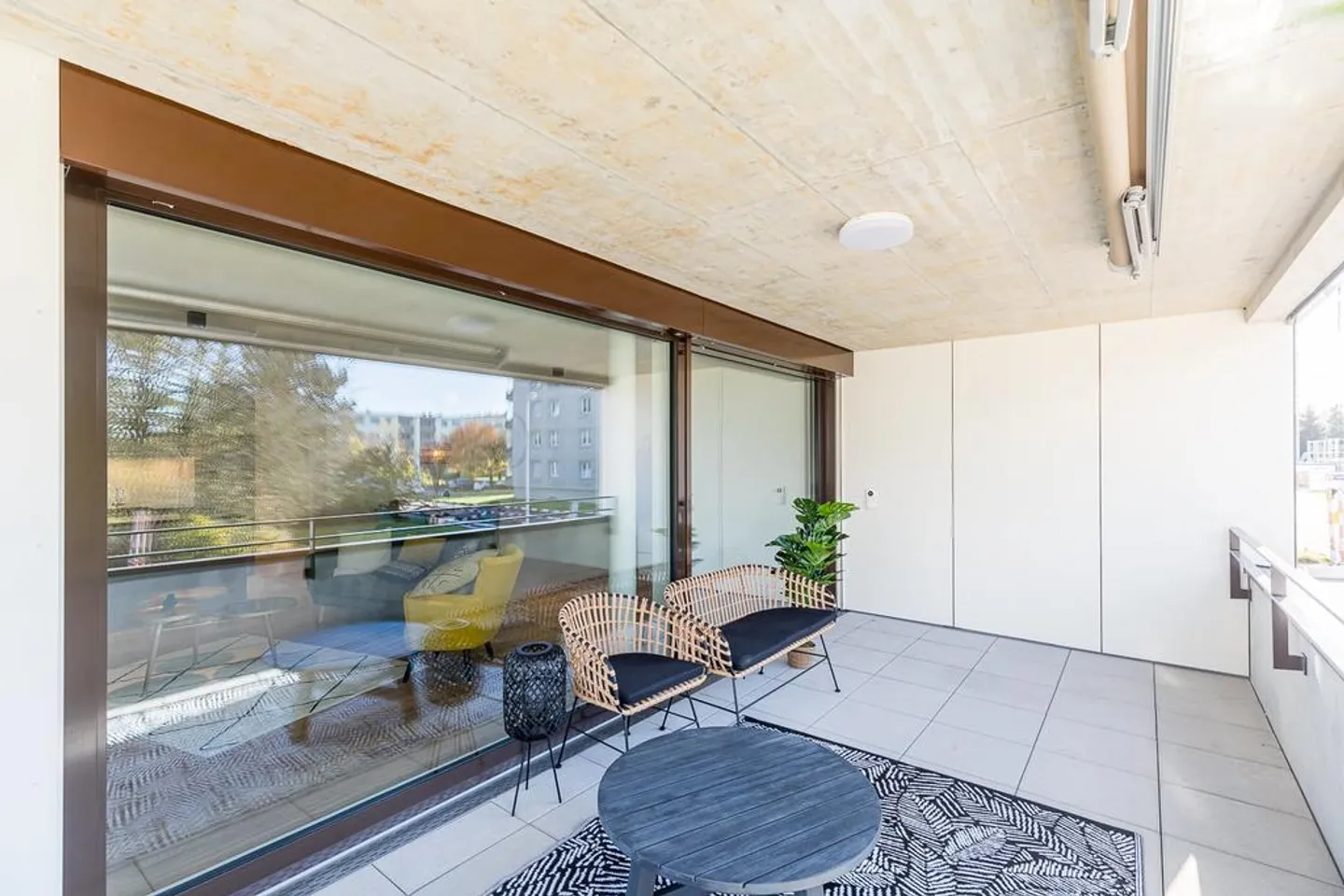 Geräumige Attika-Wohnung in Blumenfeld - Foto 1 von 7