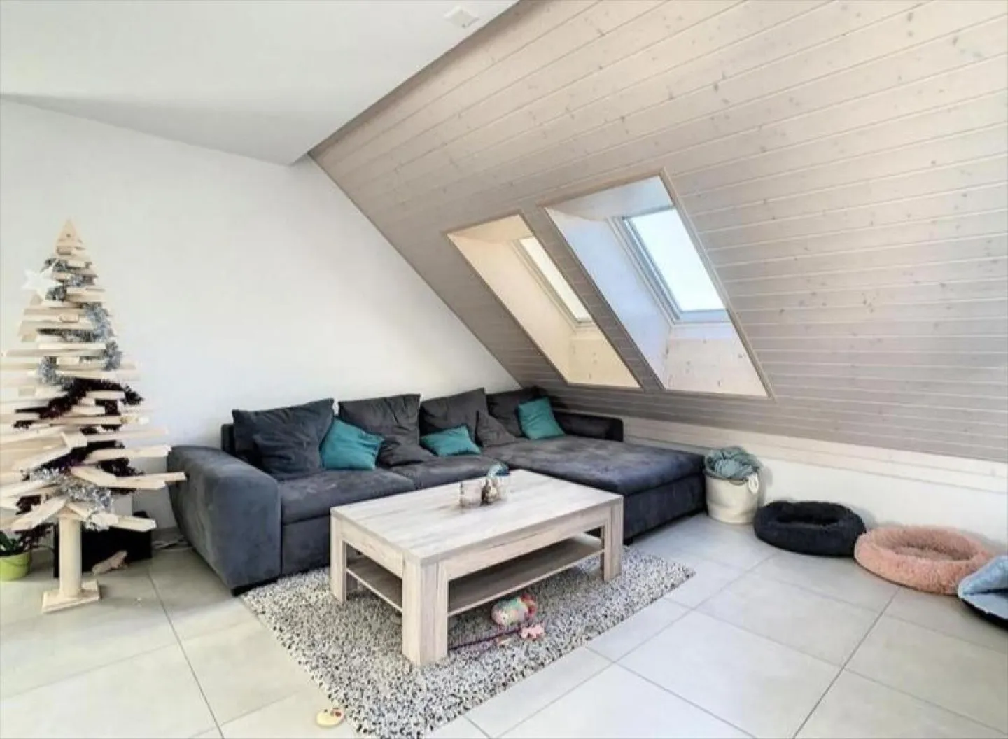 Dachgeschoss 3,5 Zimmer - Foto 3 von 9