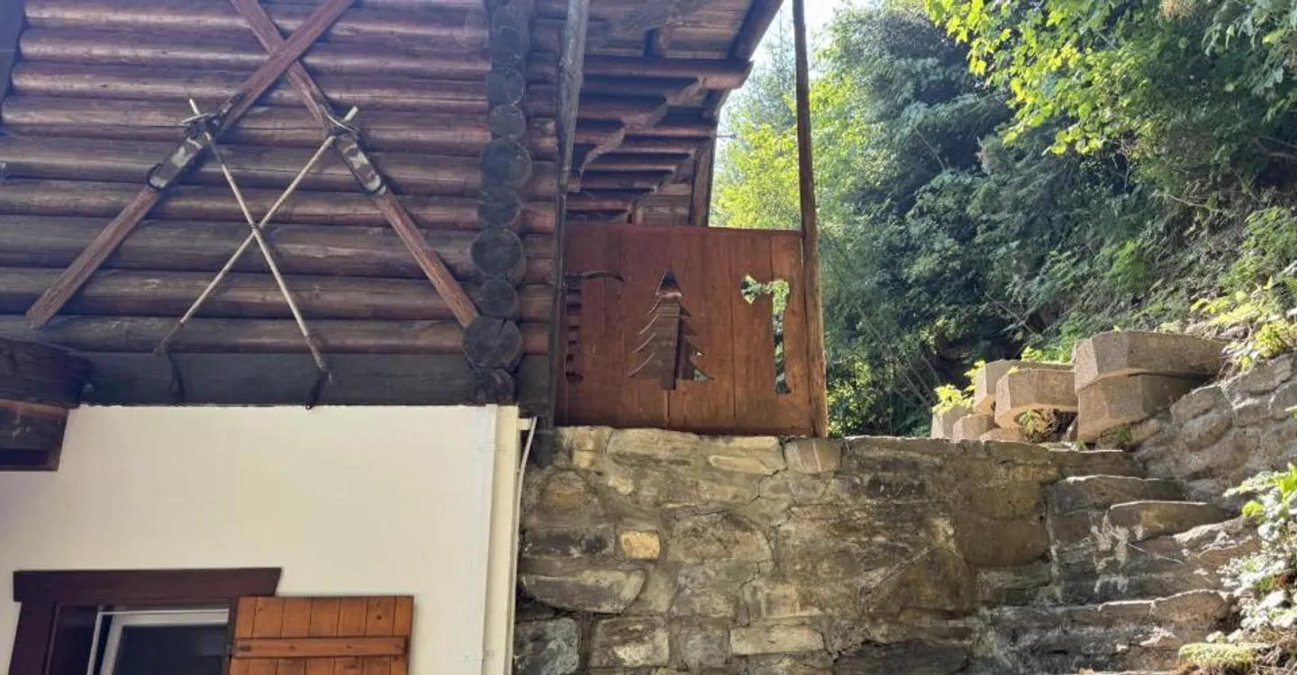 Chalet Charmant avec Vue Montagne - Photo 4 sur 12