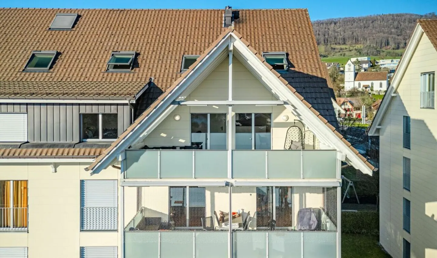 MAISONETTE UNICA CON VISTA NEL LONTANO - Foto 7 di 8