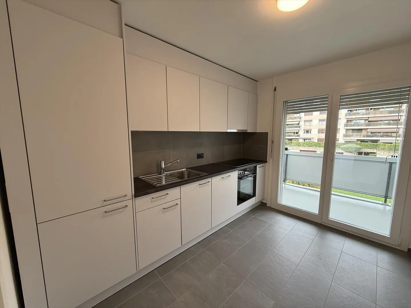 4,5-Zimmer-Wohnung im 3. Stock - Foto 2 von 9