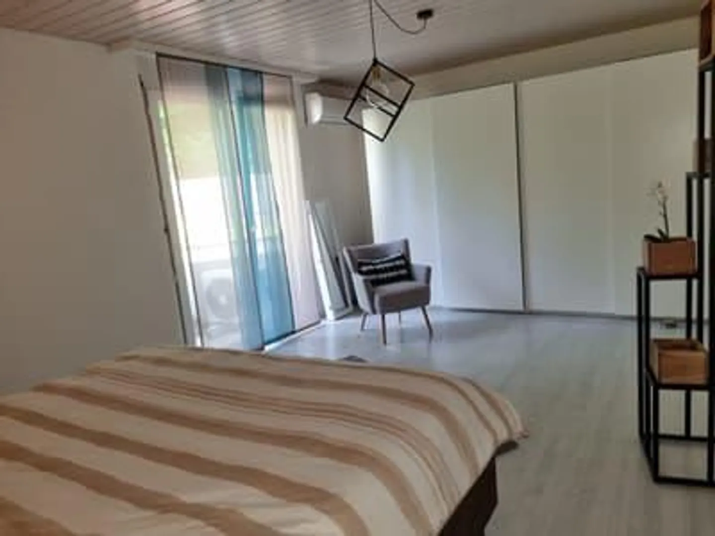 Incantevole appartamento mansardato di 4,5 locali con balcone a Mühlethal - Foto 12 di 22