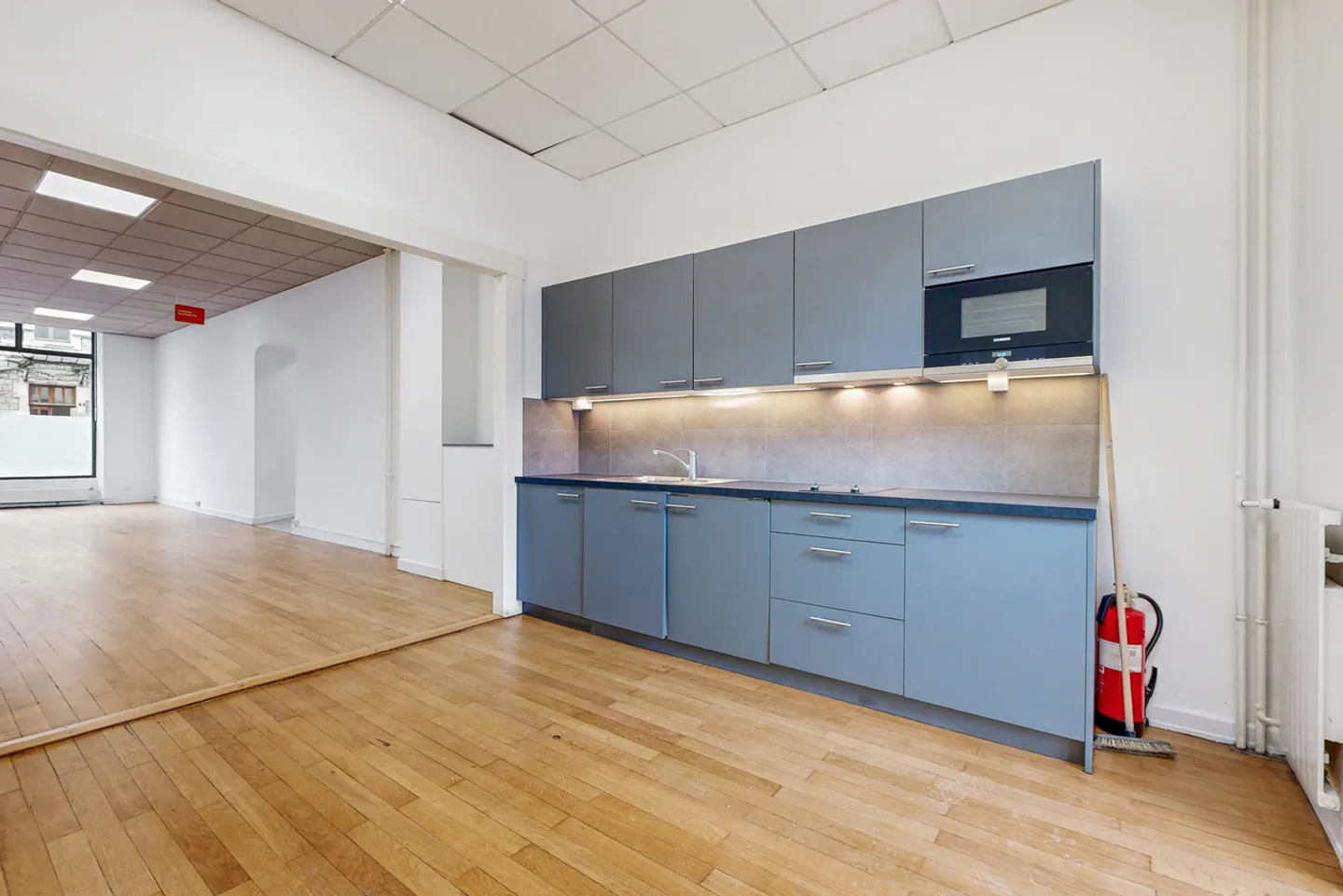 Hervorragende Sichtbarkeit für diese Eckarcade. - Foto 4 von 9