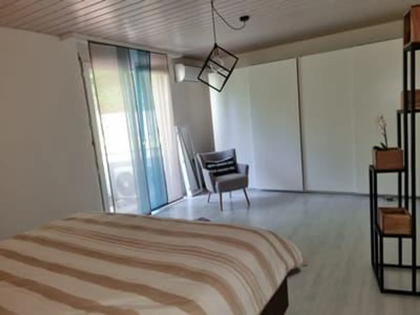 Incantevole appartamento mansardato di 4,5 locali con balcone a Mühlethal - Foto 11 di 22