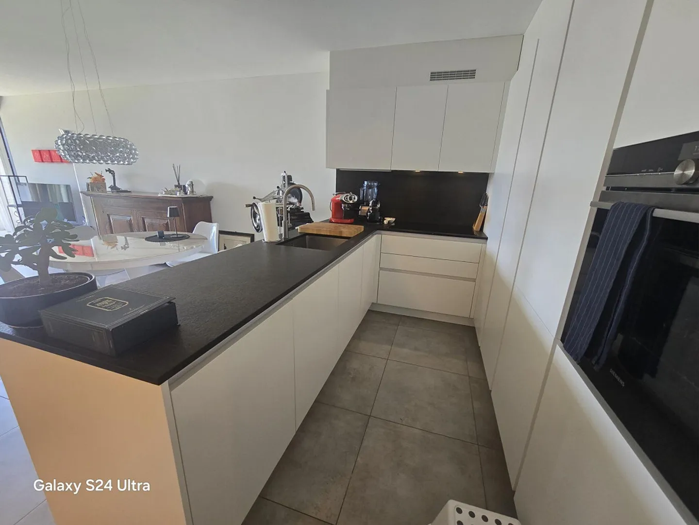 MODERNES 4.5 ZIMMER HOCHWERTIG MIT TERRASSE IN MASSAGNO - Foto 4 von 9