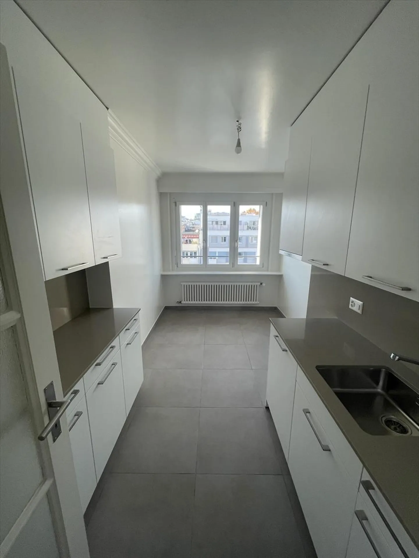 Appartement 4 pièces - Photo 3 sur 7