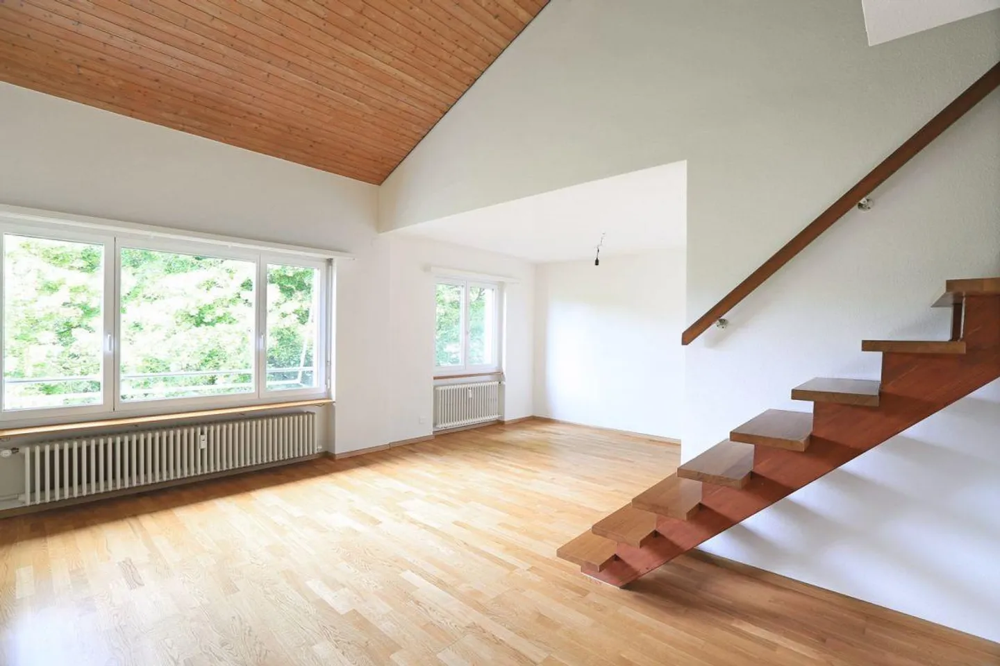 4.5-room maisonette apartment in the attic - Photo 3 of 10