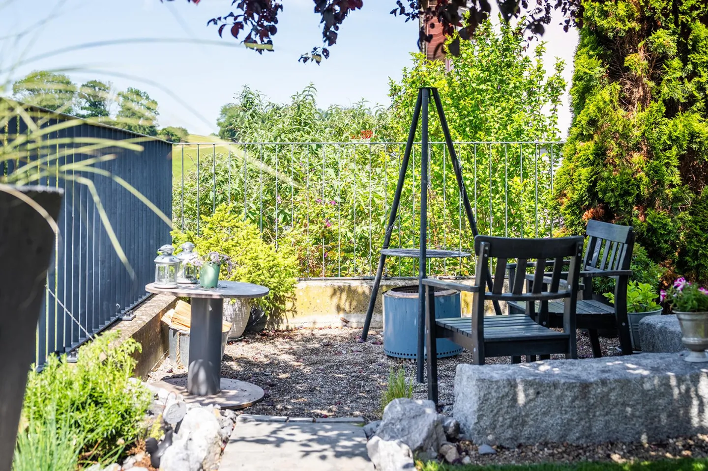 Vivere elegante con edificio studio separato - Foto 17 di 22