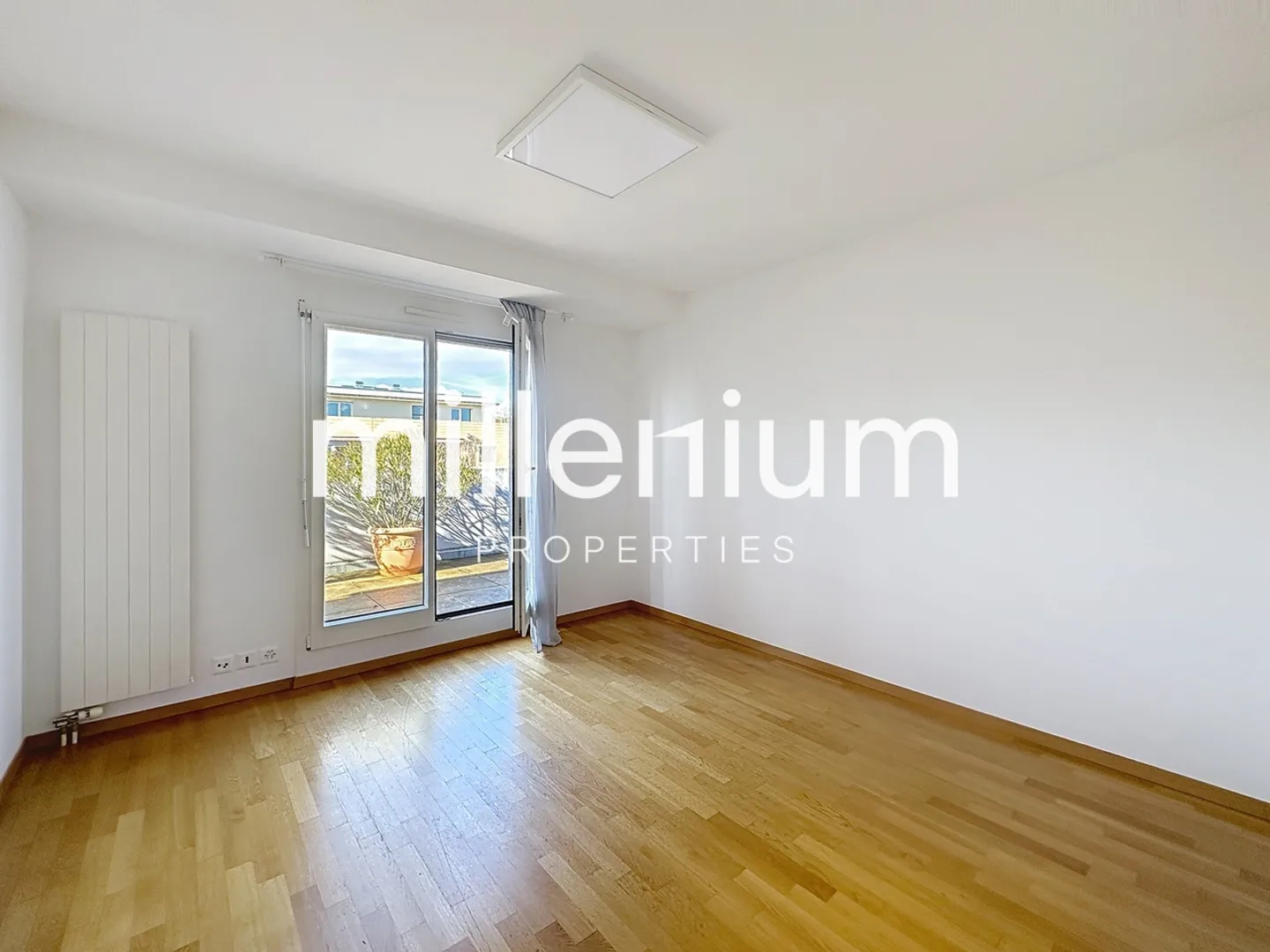 Penthouse-Wohnung mit Durchgang und Terrasse ohne vis-à-vis - Foto 5 von 10