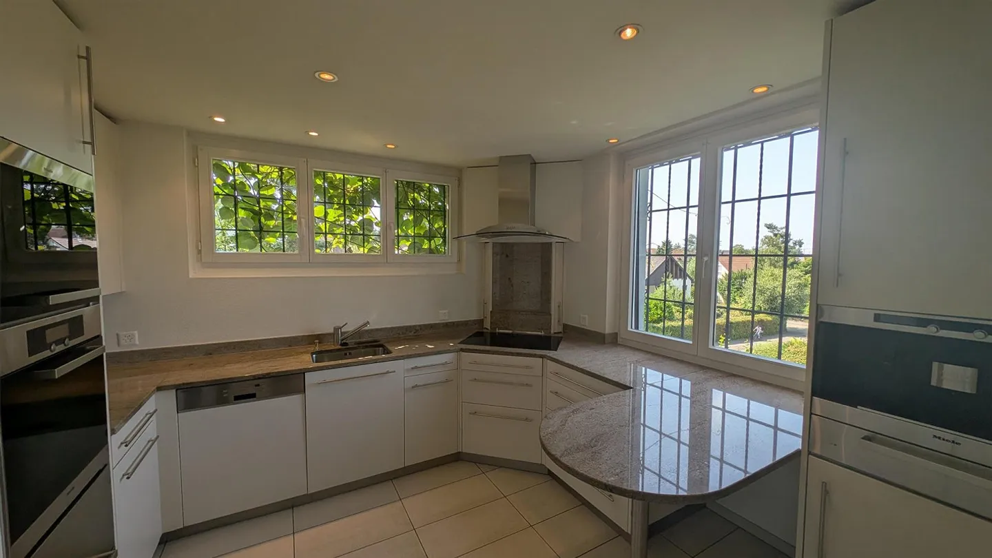 Villa esclusiva di 8½ stanze in una posizione da sogno ai piedi del Wartenberg - Foto 8 di 13