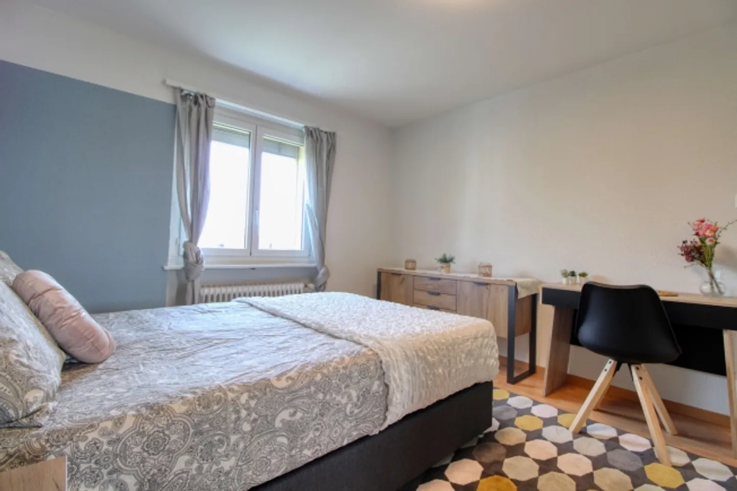 Appartement meublé à louer - Photo 3 sur 13