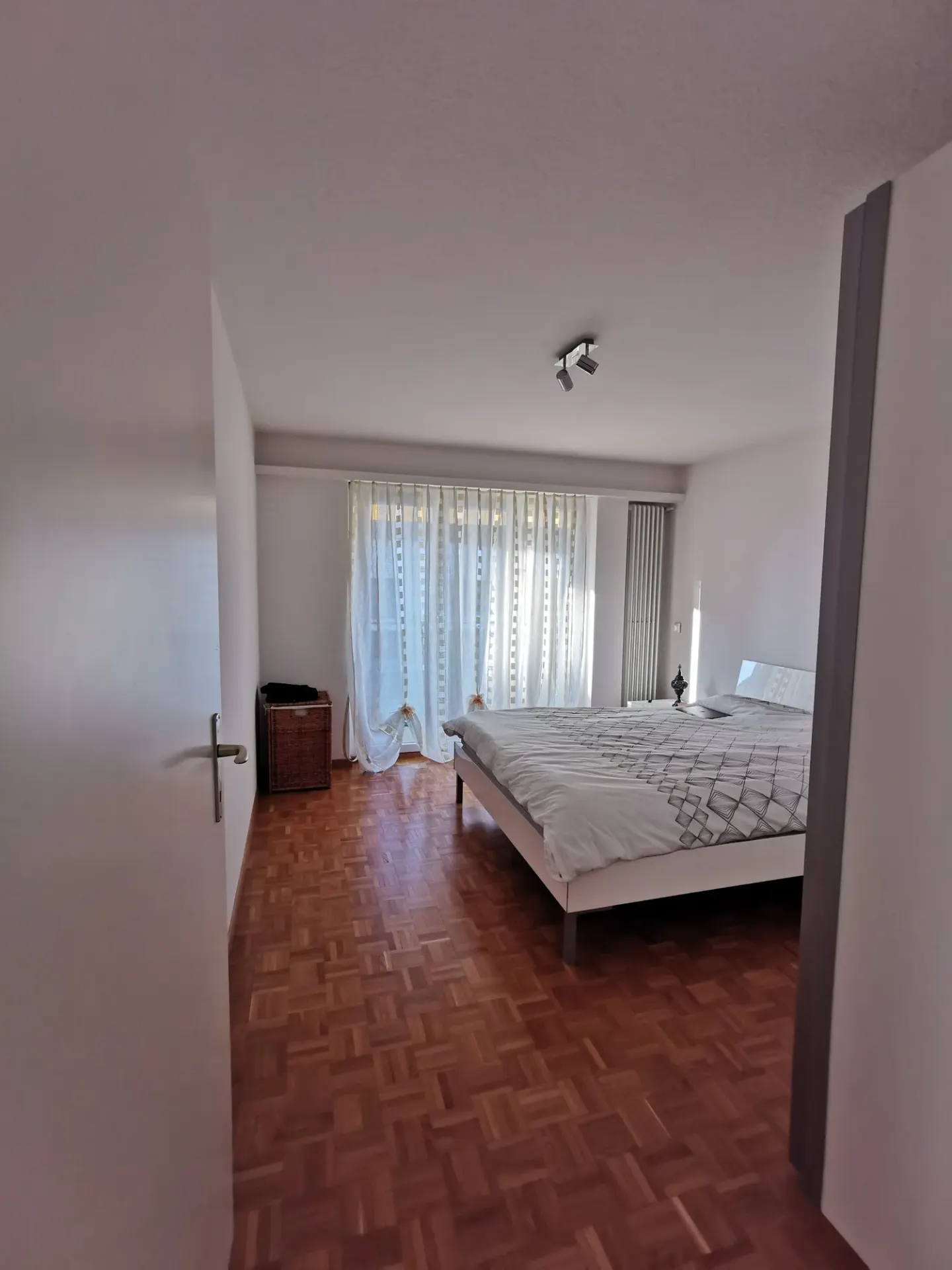 Apartment in a central location in Uetikon am See - Photo 5 of 10