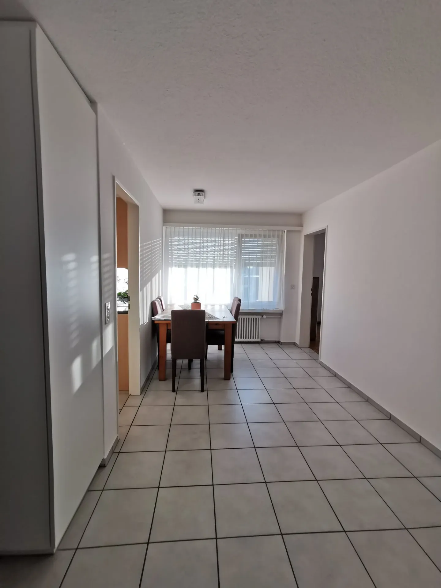 Apartment in a central location in Uetikon am See - Photo 8 of 10