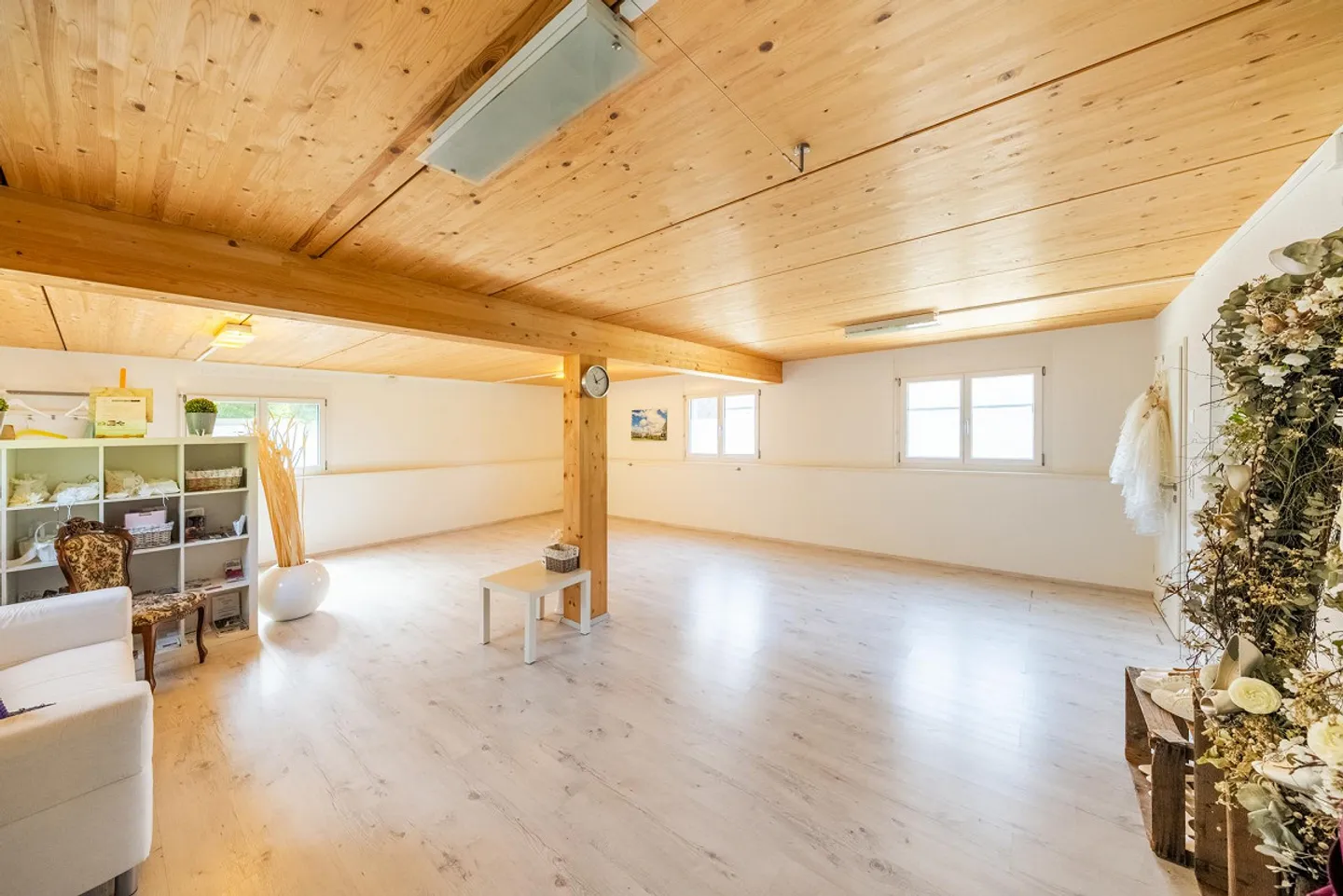 Vivere elegante con edificio studio separato - Foto 20 di 22