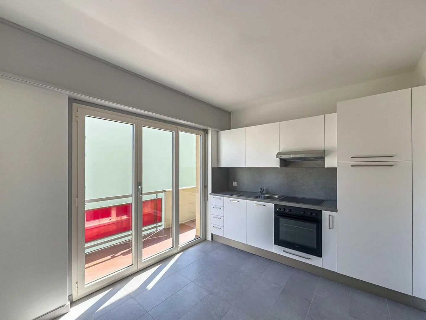 4.5 rooms for rent in Chiasso - Photo 2 of 8