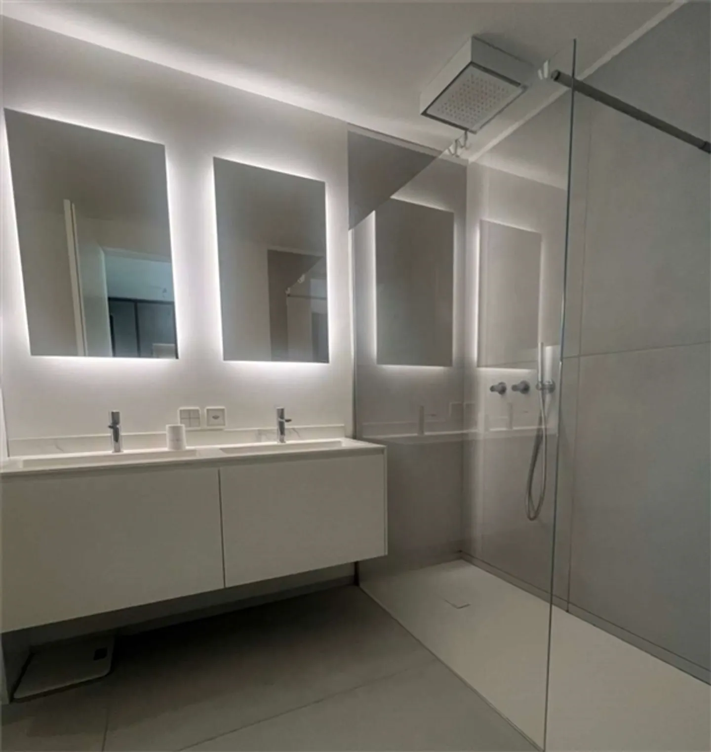 Designer-Duplex in Canobbio - Foto 9 von 11