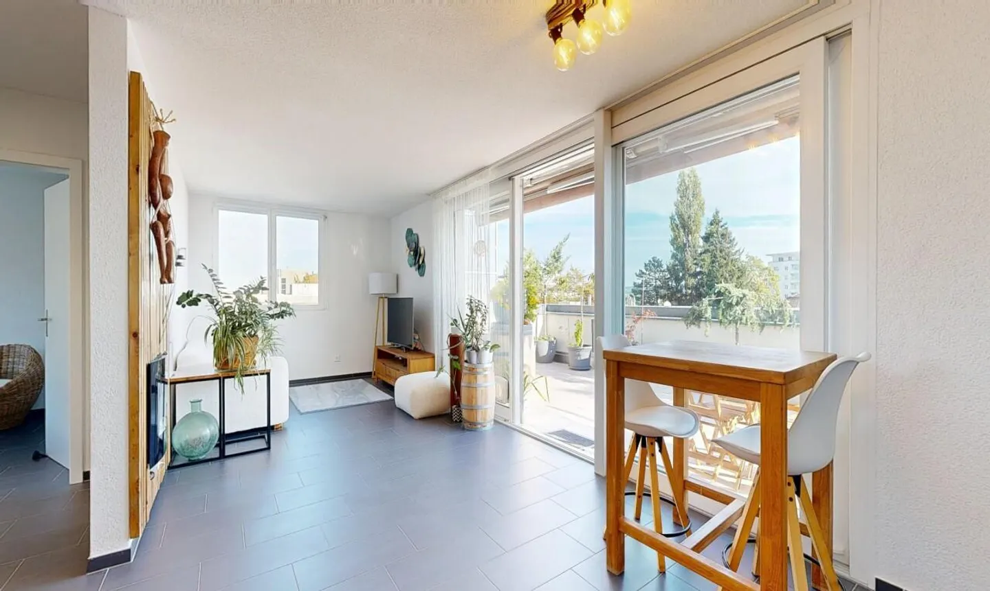 Attic with large terrace in Schildpark - Photo 5 of 11