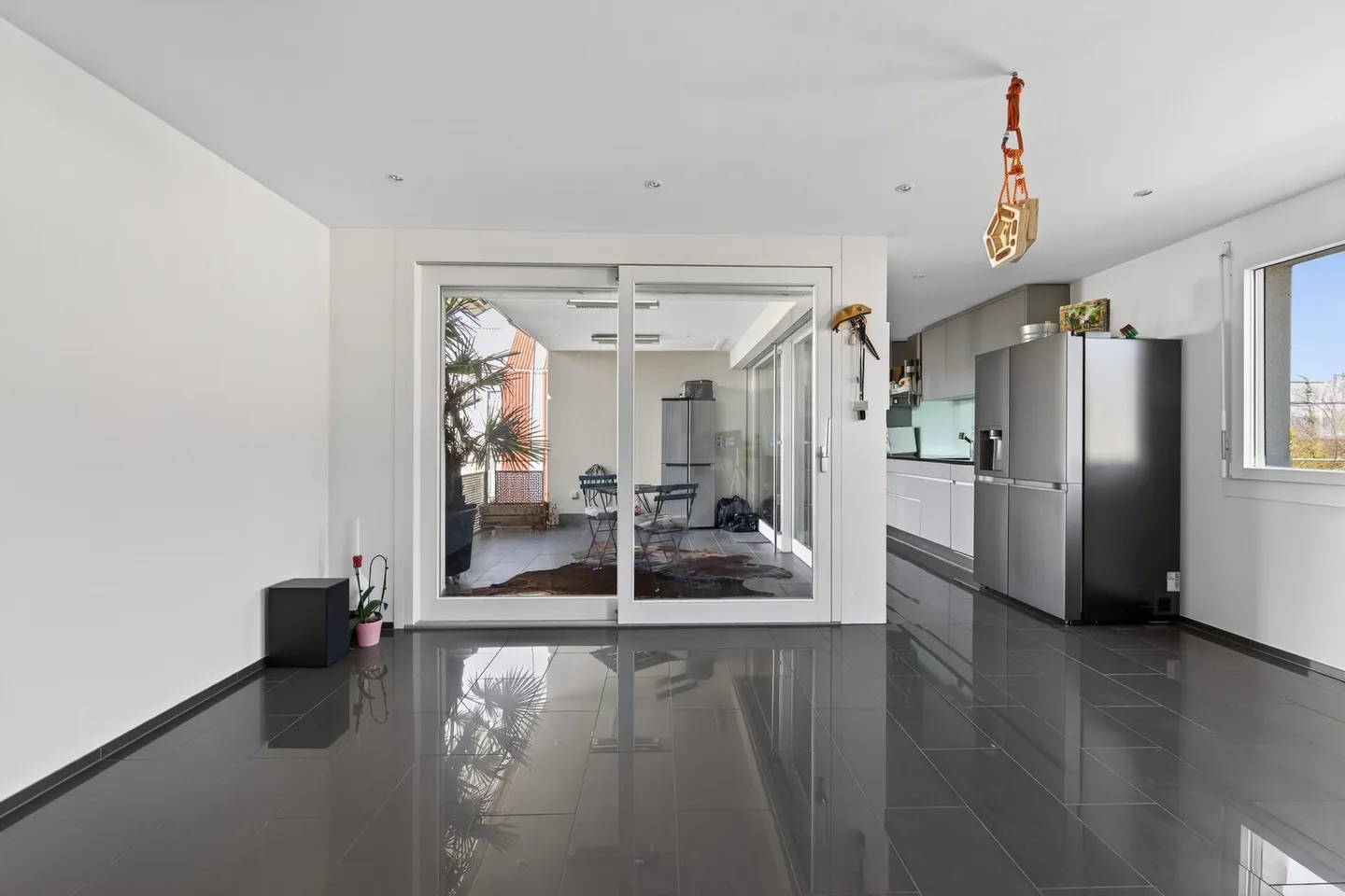 Wohlfühloase mit Balkon - stilvoll wohnen und entspannen! - Foto 8 von 10