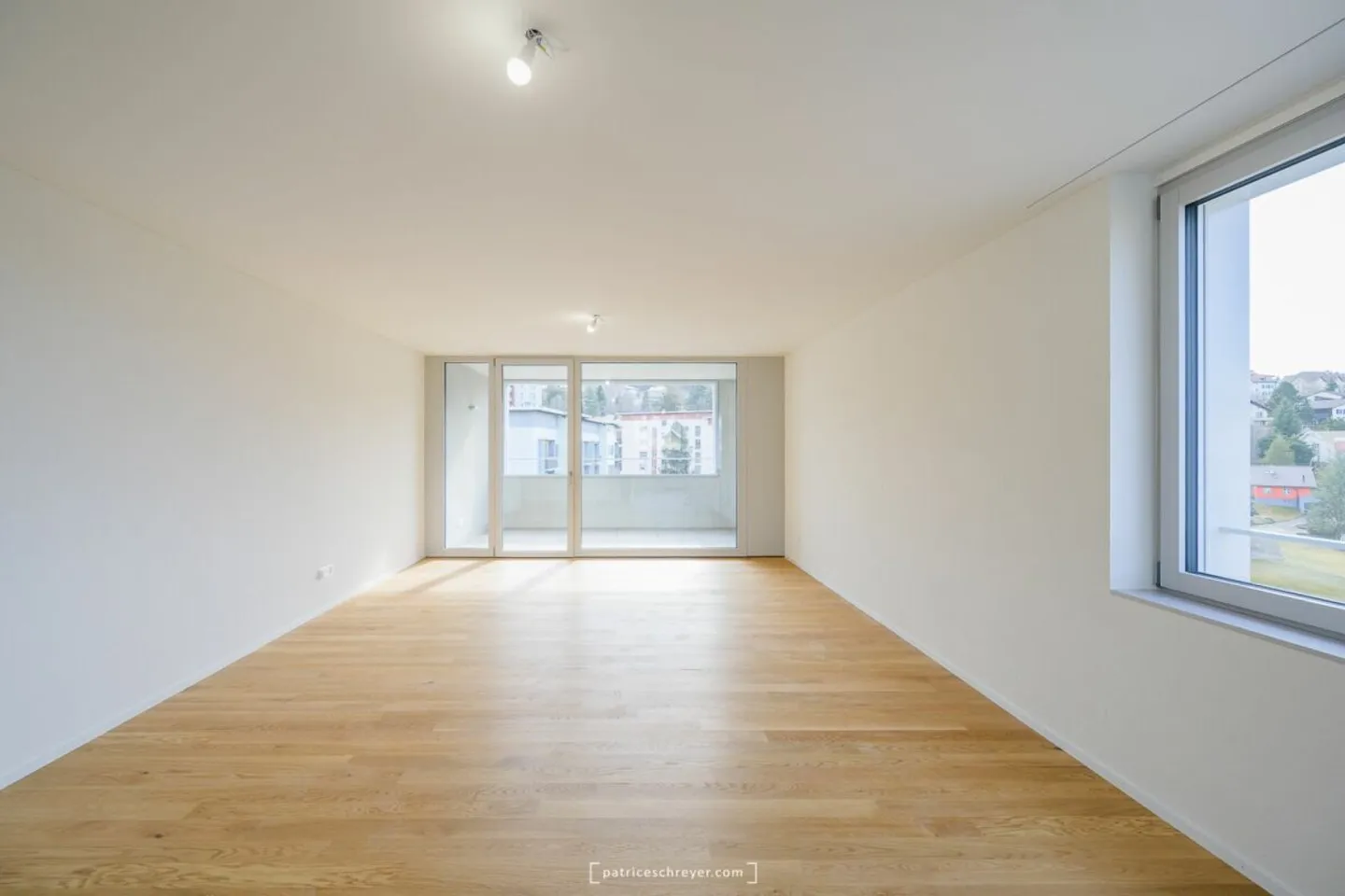 Apartment for rent - Photo 4 of 11