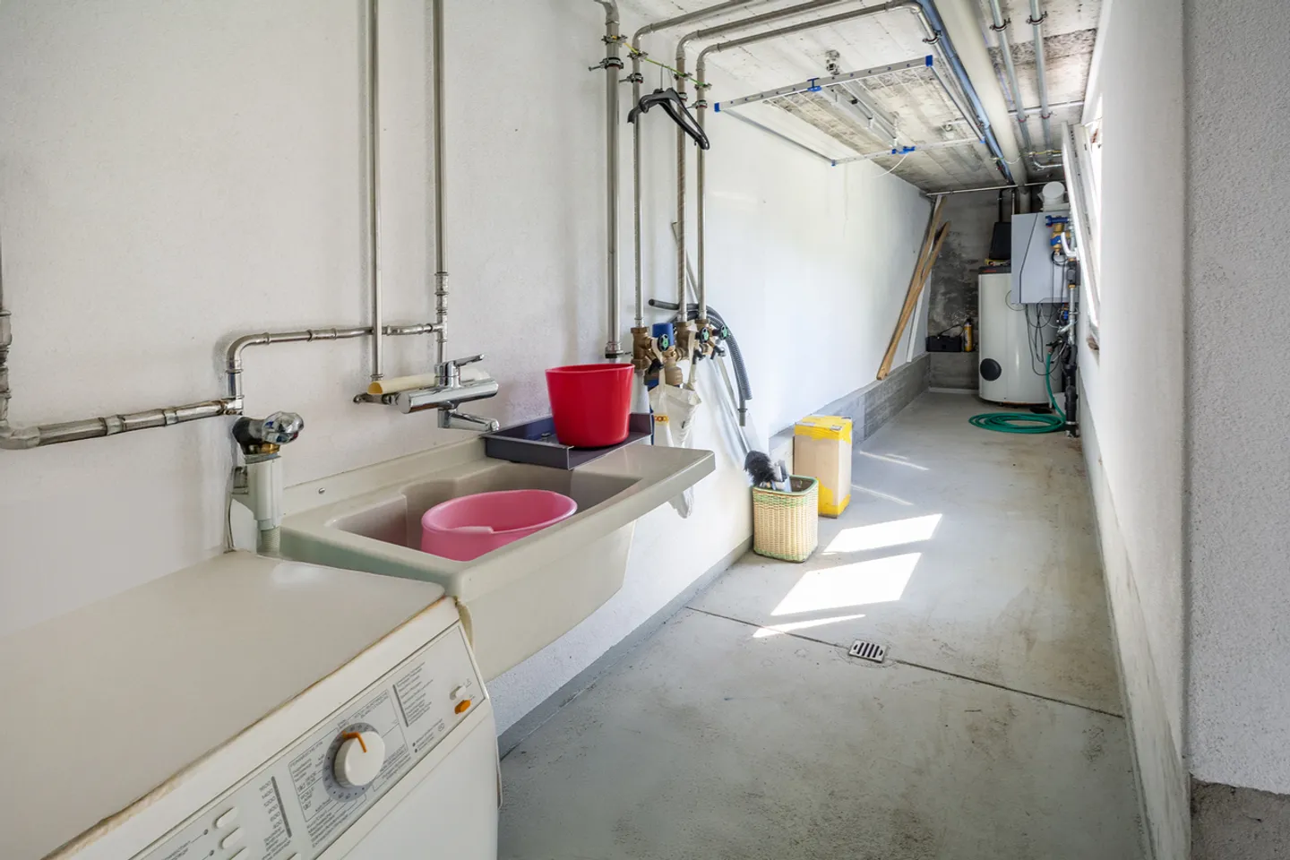 Casa da ristrutturare con possibilità di ampliamento - Foto 11 di 13