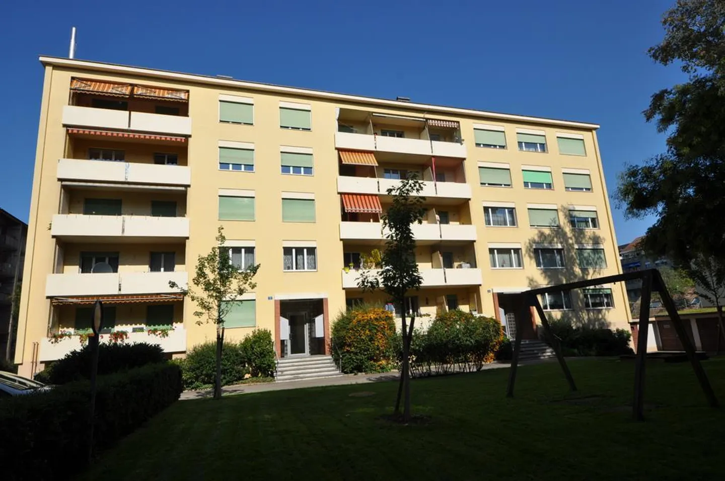 Appartamento con 2 camere modernizzato nella zona dei tre confini - Foto 1 di 8