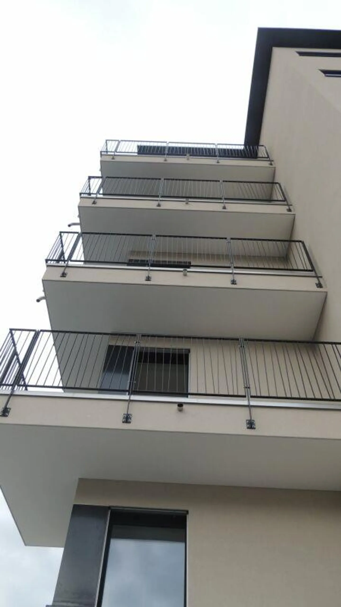 MODERN AND BRIGHT 2.5-ROOM APARTMENT - Photo 14 of 20