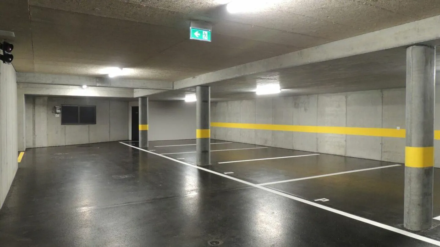 MODERN AND BRIGHT 2.5-ROOM APARTMENT - Photo 19 of 20