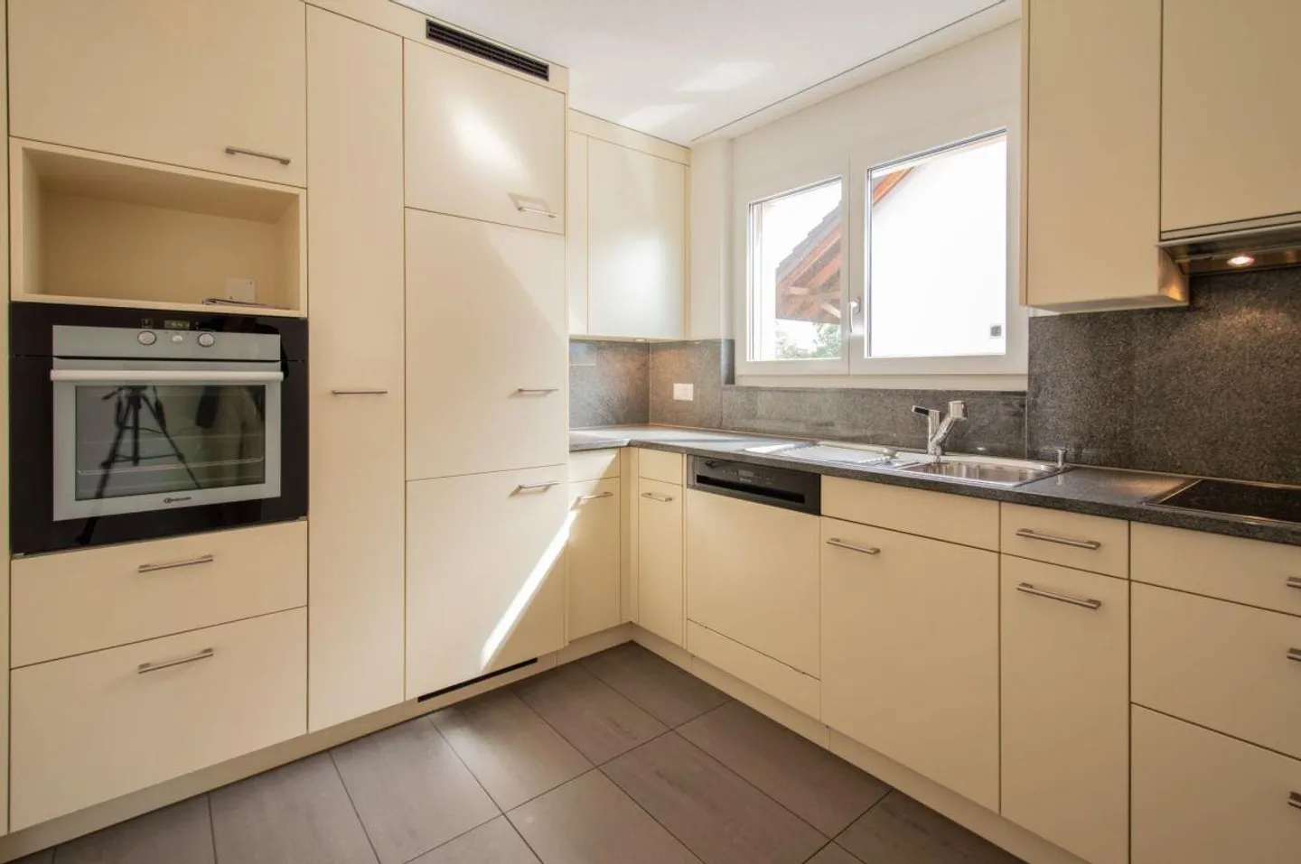 La tua nuova casa in un tranquillo quartiere residenziale - Foto 14 di 21