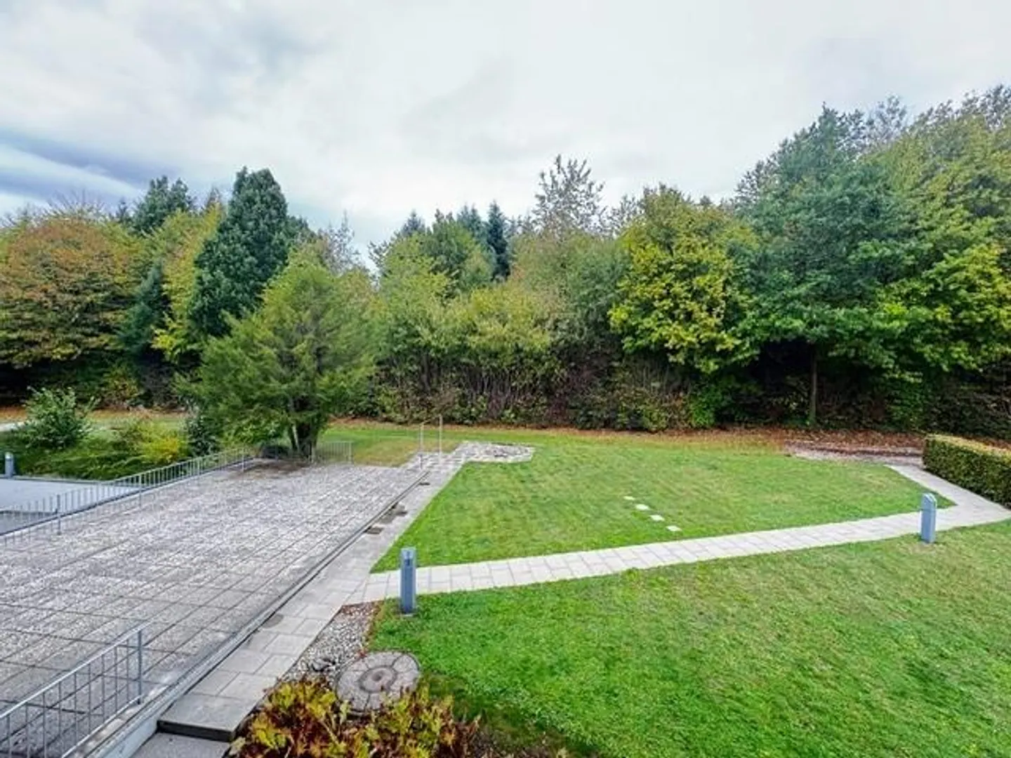 4 1/2 Room Condominium Directly at the Edge of the Forest - Photo 3 of 8
